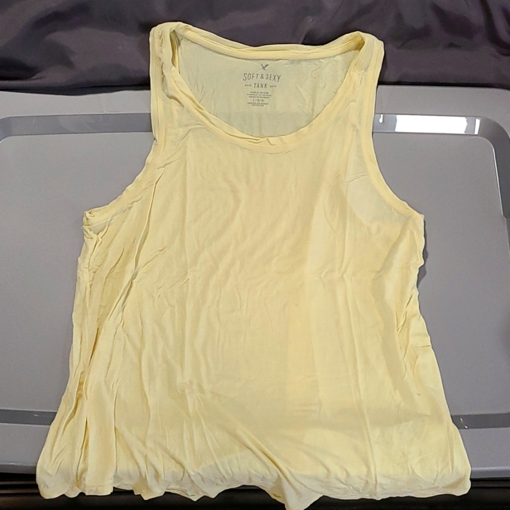 AE Tank Top 💛